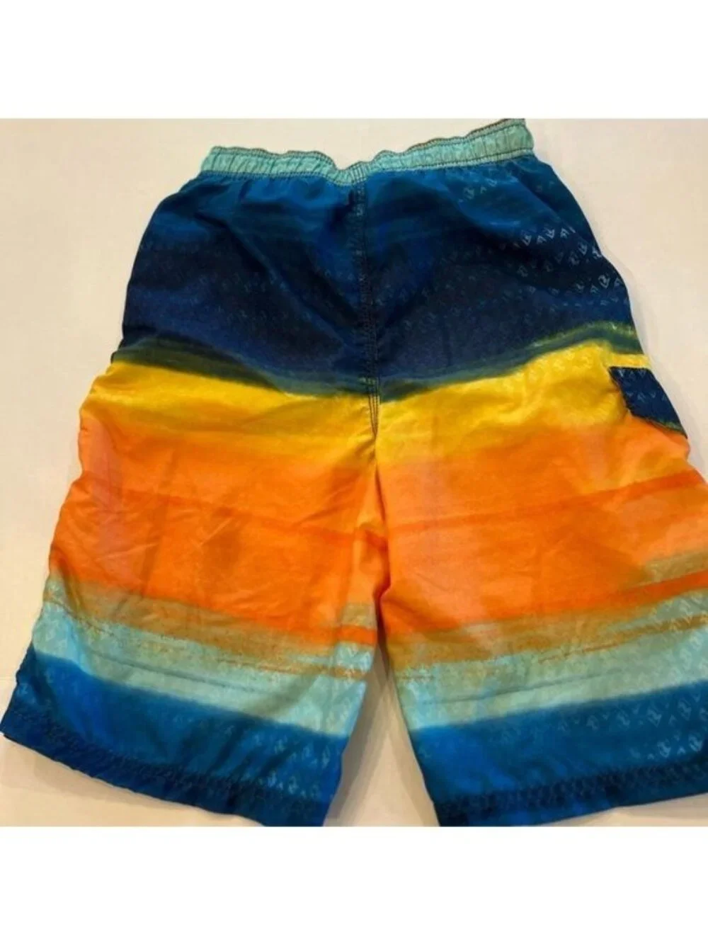 Okanu Surf Boy’s Board Shorts Large 14/16 Elastic Waist drawstring Mesh Lining